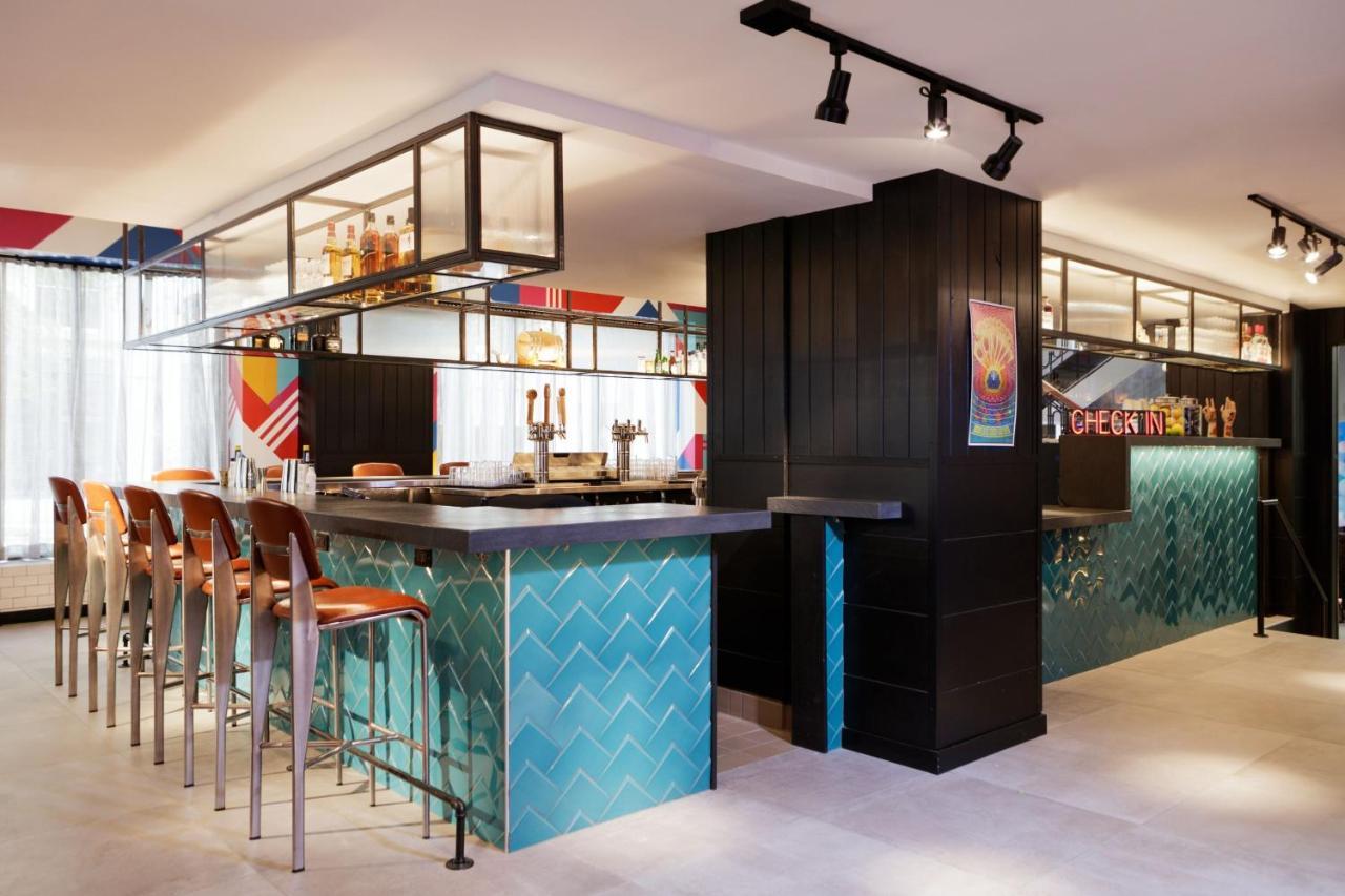 ホテル Moxy Richmond Downtown エクステリア 写真